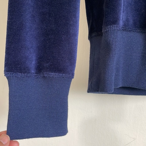 & Other Stories - Paris Velour Sweatshirt - Picture 3 of 4